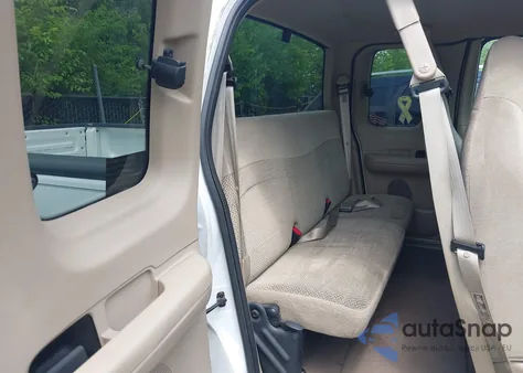 2000 Ford F150 из США, поврежденный, VIN 1FTRX17L6YNB57586